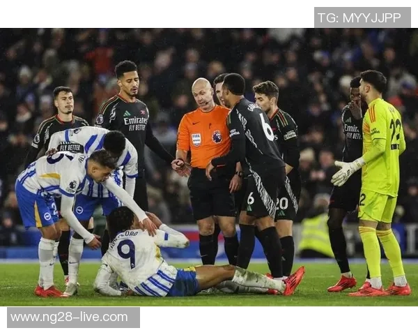 中超精彩对决切尔西逆转阿森纳绝杀瞬间引发争议判罚热议 中超精彩对决切尔西逆转阿森纳绝杀瞬间引发争议判罚热议