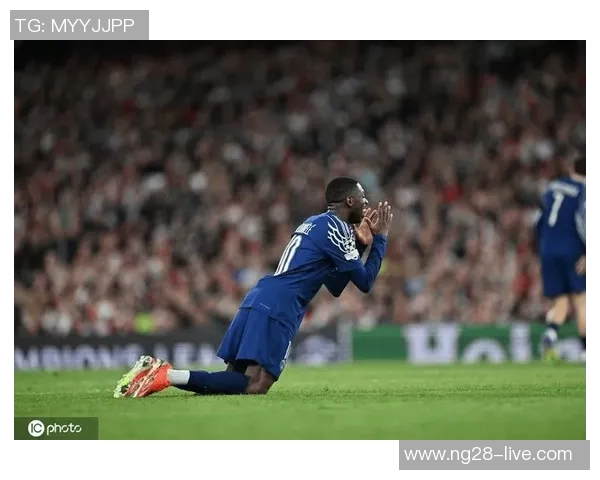 世界杯惊现冷门巴黎圣日耳曼凭乌龙球绝杀阿森纳全场沸腾 世界杯惊现冷门巴黎圣日耳曼凭乌龙球绝杀阿森纳全场沸腾