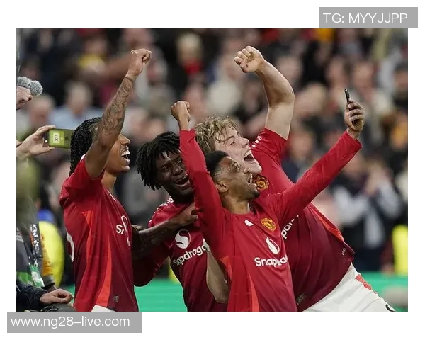 德甲热刺大胜曼联五比一点球大战瞬间点燃全场激情与转会传闻 德甲热刺大胜曼联五比一点球大战瞬间点燃全场激情与转会传闻