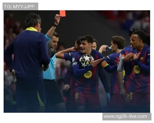 世界杯焦点战巴萨与阿森纳战平争议判罚引发全场热议