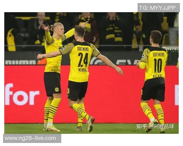 德甲激战：多特蒙德逆转马竞4-3全场沸腾的瞬间与赛后深度解析